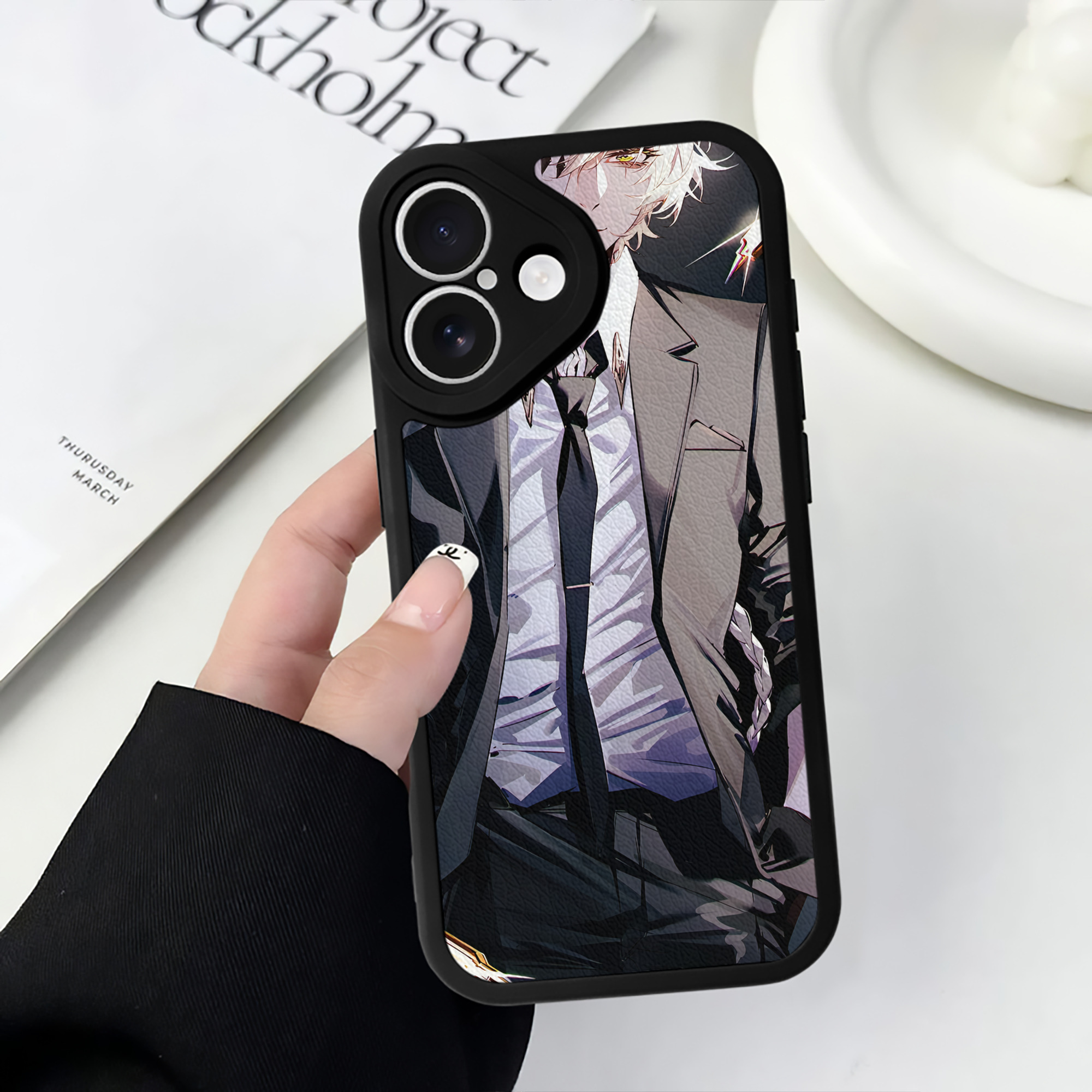 （画像用） 文豪ストレイドッグス Bungo Stray Dogs 【iPhone 16シリーズ対応】シリコンスマホケース（レザー調） 材質：シリコン